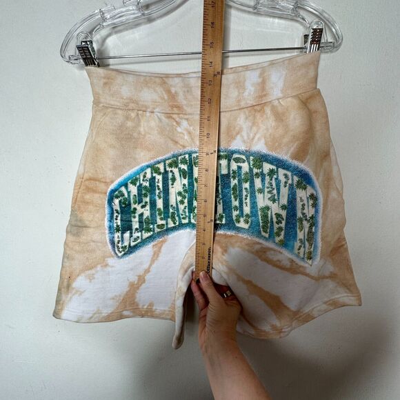 Chinatown Market Beige Tie Dye Island Arc SweatShorts Side and Back Pocket S - Picture 12 of 13